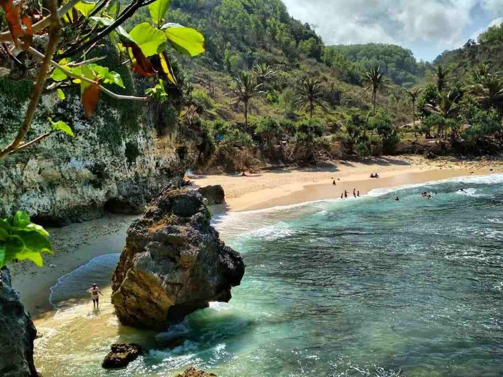 Foto Pantai Krokoh
